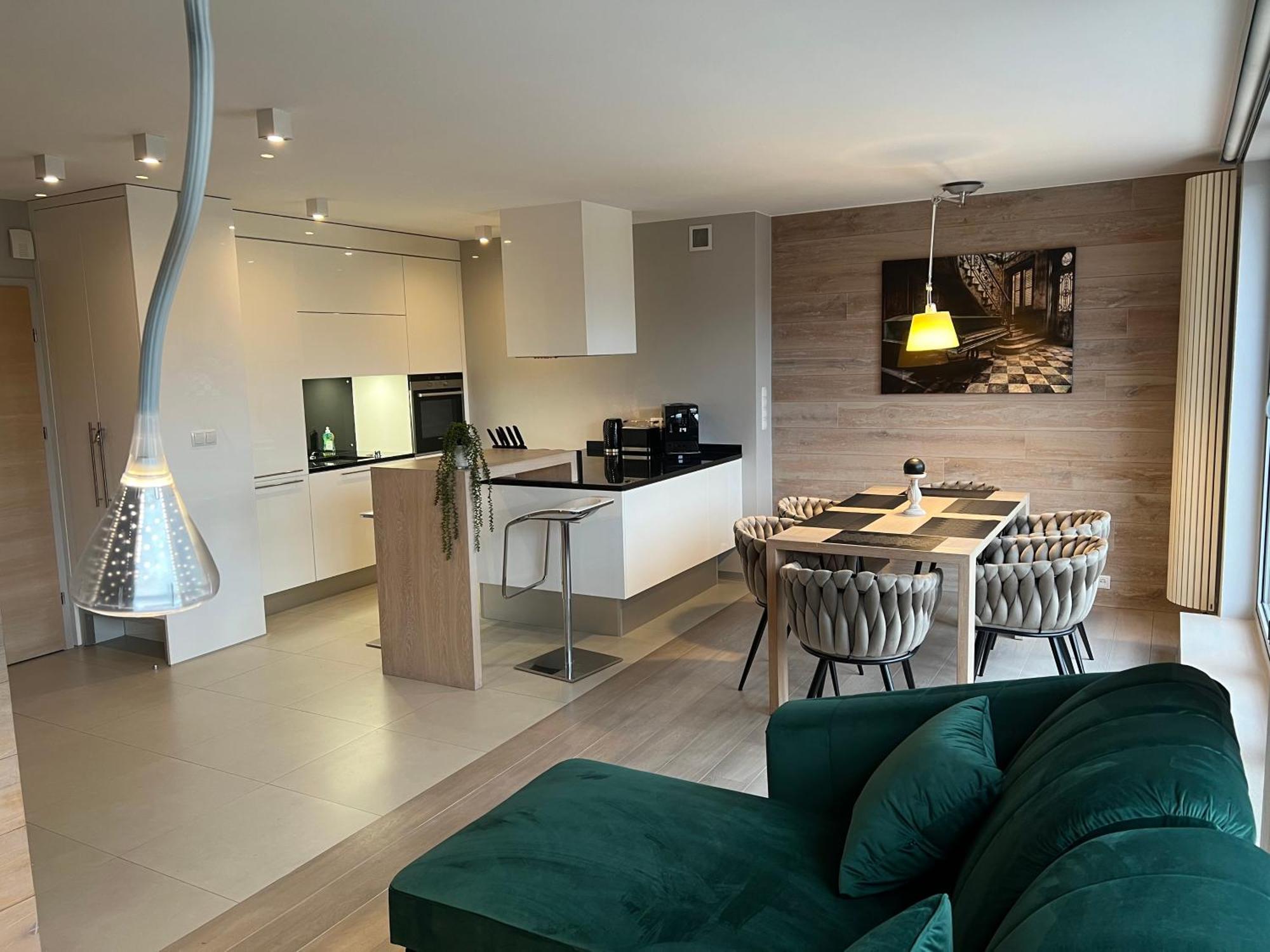 Apartment Zeta - 2 *
